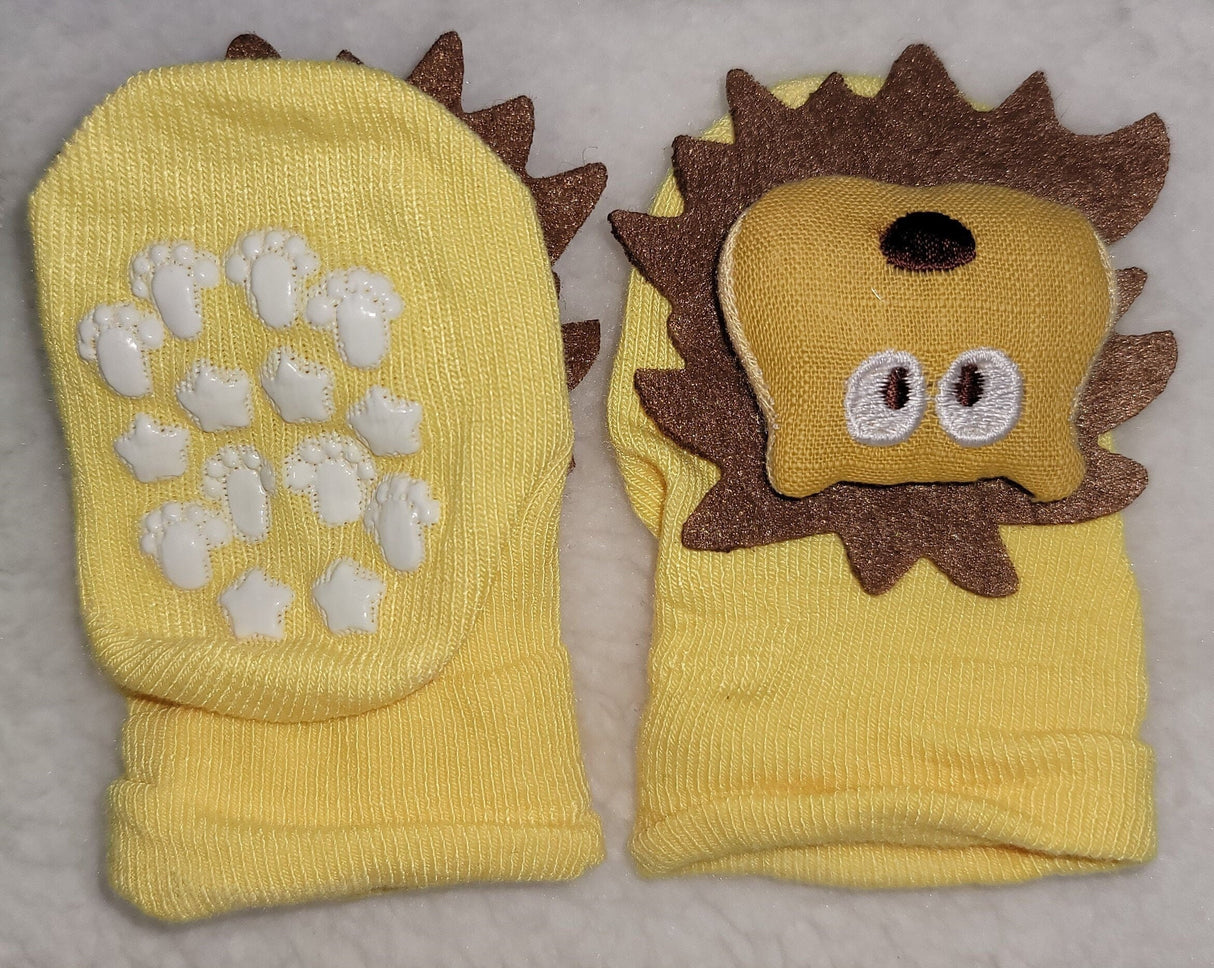 Organic Cotton Grip Baby Socks: Character Anti-Slip Socks