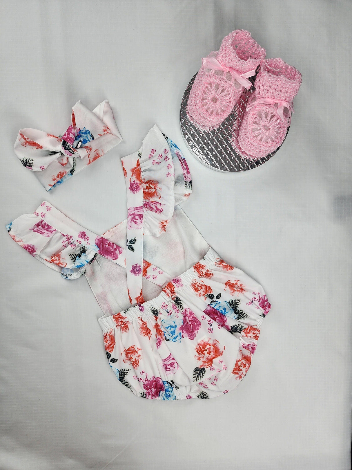 Floral Baby Romper with Ruffled Headband: 100% Cotton Set