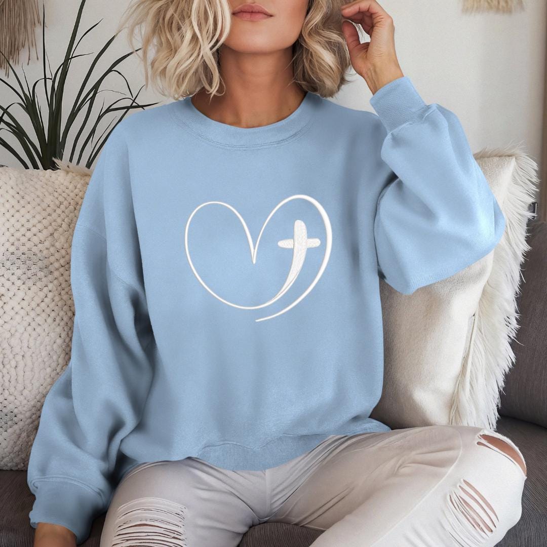Custom Embroidered Hoodie - Handmade Monogram CozyWear Sweatshirt, Comfortable Fabric, Unique Fashion Statement & Special Gifts